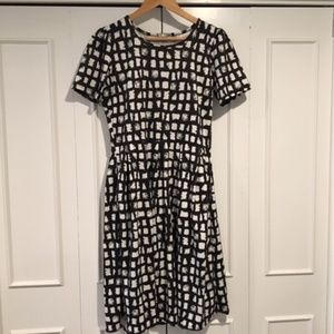 LuLaRoe Amelia Dress, size L.